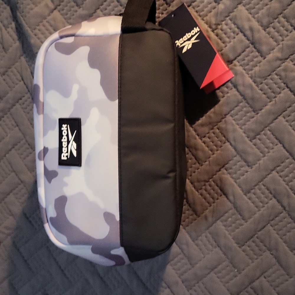 Reebok Dopp Kit - Picture 8 of 8